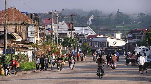 In Laos steht die marxistische Regierung vor groen Problemen 