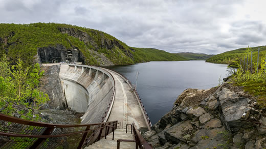 Norwegen ist das perfekte Beispiel: Starke l- und Gasfrderung und so viel erneuerbare Energie, dass alle drei Gter exportiert werden knnen. 