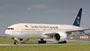 Saudi-Arabien: Fluglinie verbietet nackte Arme und Beine an Bord